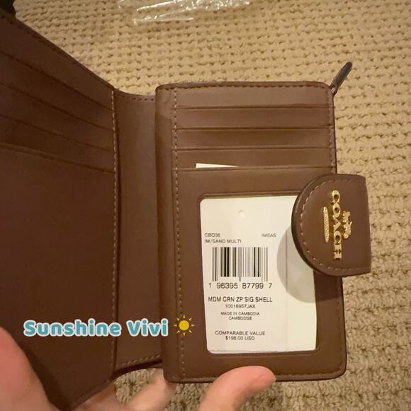 NWT Coach Medium Corner Zip Wallet Signature Canvas Shell Print CBO36 Gold/Sand - Picture 4 of 6